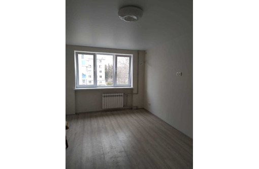 Продается комната 18 м.кв. с хорошим ремонтом по адресу Маршала Блюхера 9 - Комнаты в Севастополе