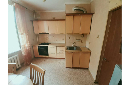 Продам  крупногабаритную 3- комнатную квартиру в центре Севастополя - Квартиры в Севастополе