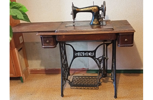 Продам: швейную машинку Singer производства 1910 г. - Швейное оборудование в Севастополе