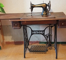 Продам: швейную машинку Singer производства 1910 г. - Швейное оборудование в Севастополе