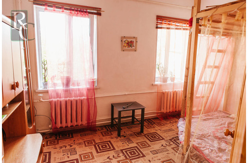Продаётся двухуровневая трехкомнатная квартира на ул. Адмирала Макарова д. 39м - Квартиры в Севастополе