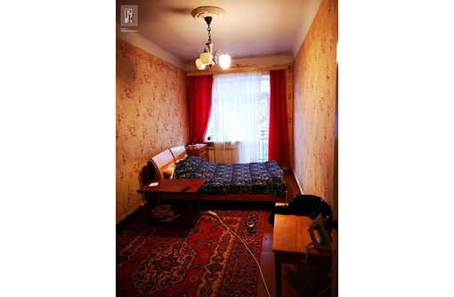 Продается трёхкомнатная квартира, в  Инкермане - Квартиры в Севастополе
