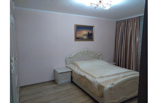 Продается 3-комнатная квартира 76 м.кв. на ул. Колобова 18/2 - Квартиры в Севастополе
