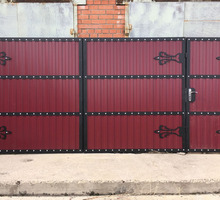 Ворота откатные  профнастил АЛУПКА - Заборы, ворота в Крыму