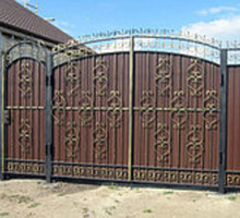 Ворота откатные  профнастил ЕВПАТОРИЯ - Заборы, ворота в Евпатории