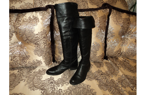 Итальянские сапоги-ботфорты 39-го размера - Женская обувь в Севастополе