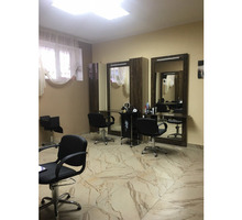 Сдам в аренду кресло для парикмахера - Парикмахерские услуги в Севастополе