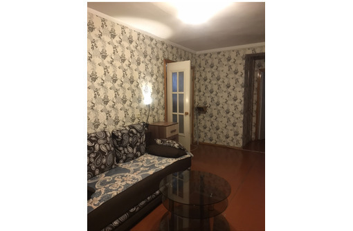 Продается двухкомнатная квартира в Нахимовском районе по ул. Розы Люксембург - Квартиры в Севастополе