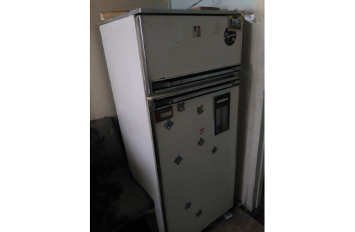 Продам двухкамерный холодильник - Холодильники в Севастополе