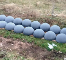Парковочные полусферы столбики из бетона УЧАСТНИКАМ СВО скидки  + ещё более 2000 разных изделий - Кирпичи, камни, блоки в Крыму