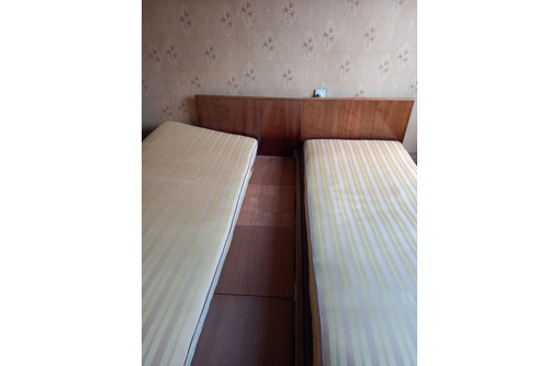 Кровати две - Мебель для спальни в Феодосии