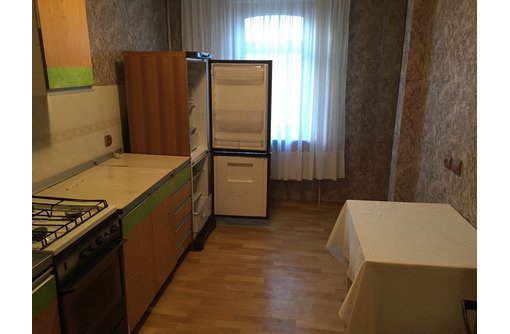 3-комнатная, Косарева-27, 5-микрорайон. - Аренда квартир в Севастополе