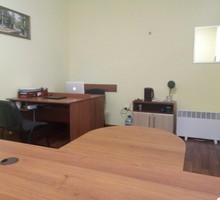 Рабочее место в офисе в центре Симферополя - Сдам в Крыму