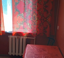 Продам в Бахчисарае однокомнатную квартиру 2этаж/5-ти этажного дома. Площадь квартиры 32м2,кухня-6м2 - Квартиры в Крыму