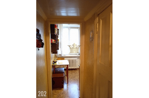Продаю 2-к квартиру 42м² 1/2 этаж - Квартиры в Симферополе