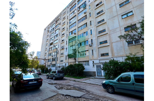 Продаю 1-к квартиру 38м² 1/9 этаж - Квартиры в Севастополе