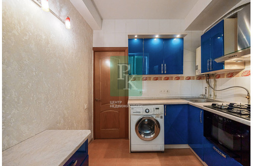 Продается 2-к квартира 44.9м² 5/5 этаж - Квартиры в Севастополе