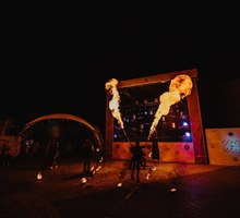 Величайшее Огненное (фаер) Шоу в Крыму, Огнемёты, Ходулисты и Пиротехника - Свадьбы, торжества в Евпатории