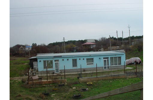 Продаю участок 12 соток с домам 180 кв.м,2011г постройки,р-оне 5 км первая линия от дороги - Участки в Севастополе