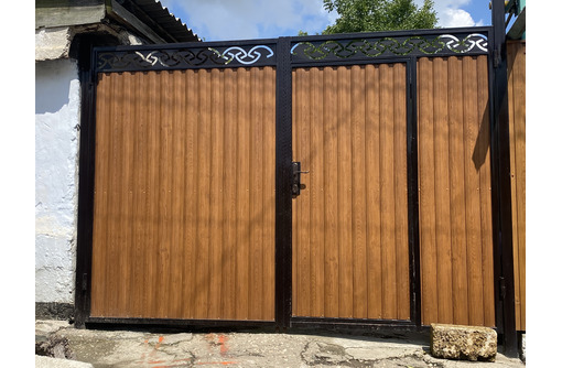 Ворота металлические распашные - Заборы, ворота в Симферополе