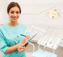 ​Требуется медсестра в стоматологический кабинет - Медицина, фармацевтика в Евпатории