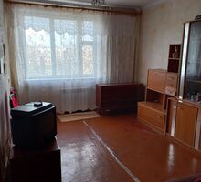 Сдам комнату  в квартире  без хозяев в районе сталинградского рынка - Аренда комнат в Севастополе