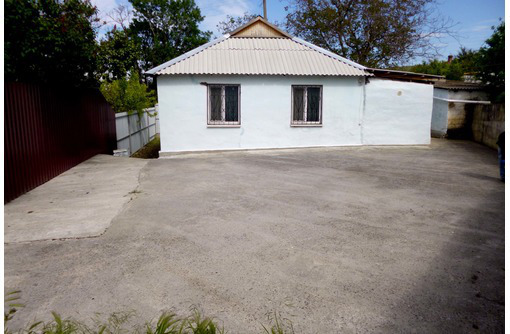 Продам добротный дом, село Тенистое, Бахчисарайского района - Дома в Бахчисарае