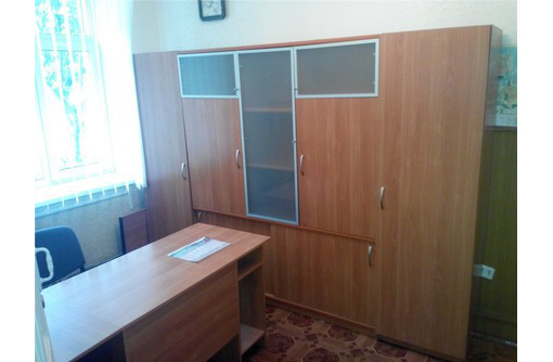 Меблированный 2-х кабинетный Офис на Николая Музыки, площадью 18,2 кв.м. - Сдам в Севастополе