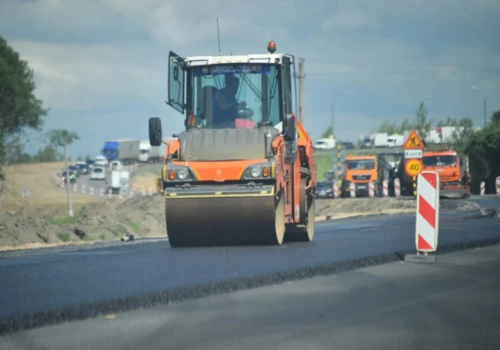 В Херсонской области ремонтируют две альтернативные дороги в Крым
