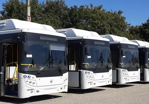 В Феодосии почти на все маршруты вышли новые автобусы