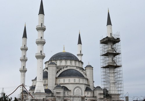 Строительство Соборной мечети в Крыму находится на контроле у Президента