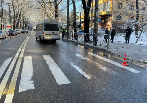 В Симферополе автобус сбил подростка на «зебре»: парень в больнице