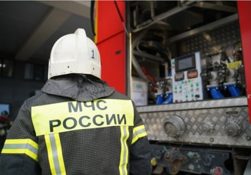 В Крыму горел частный дом: оттуда эвакуировали двух жильцов