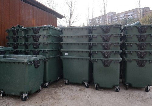 В Ялте заменят 100 контейнеров для мусора