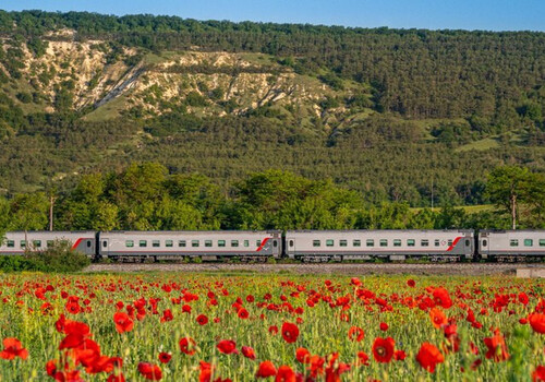 Билеты на первые летние поезда в Крым уже доступны для туристов