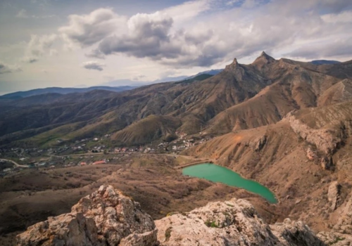 В Крыму установят лестницы и оборудованные места для отдыха у Арпатских водопадов