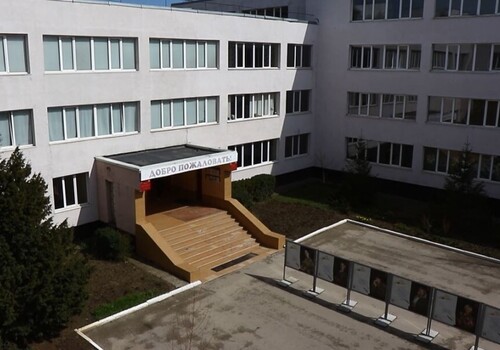 В Симферополе к началу нового учебного года завершится ремонт школы №10  