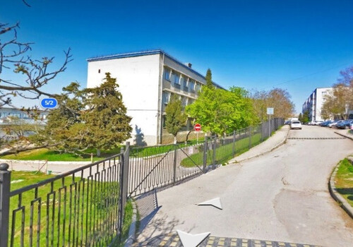 В Севастополе за дорого отремонтируют школу на проспекте Генерала Острякова