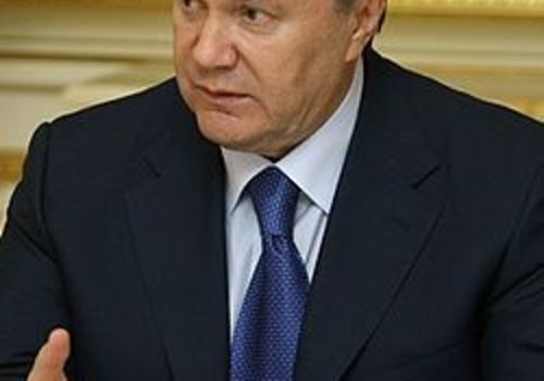 Янукович сократил украинцам "молодость"
