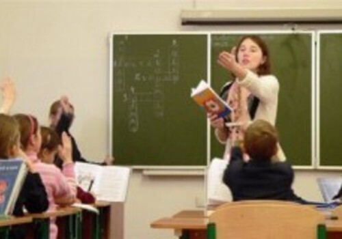 Зарплаты учителей и преподавателей Крыма и Севастополя с июля вырастут на 50%