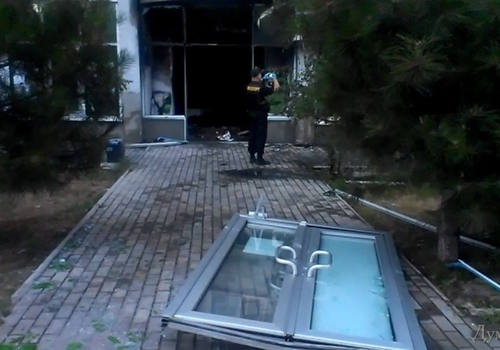 В Одессе взорвали два отделения "ПриватБанка"