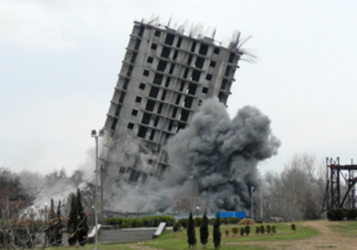 Что происходит на месте взорванной многоэтажки в Севастополе (ФОТО)