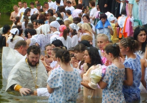 В Крыму и Севастополе пройдут массовые крещения в водах Черного моря (ГДЕ, КОГДА)