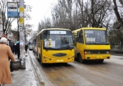 В Крыму обещают уволить всех хамов-маршруточников