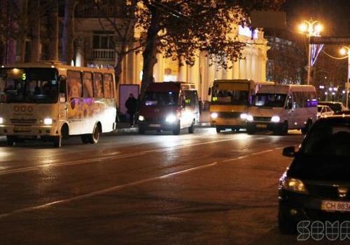 Центр Севастополя предлагают закрыть для маршруток на выходные