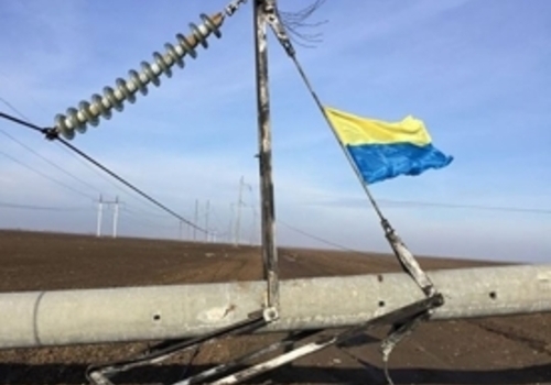 Из-за взрыва опоры ЛЭП на границе с Украиной уже сегодня в Севастополе могут быть серьёзные перебои со светом
