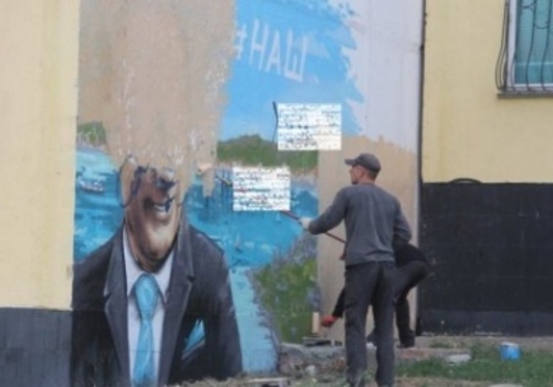 В Керчи закрасили все граффити с Путиным