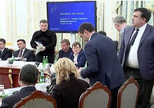 Скандальное видео "разборок" Авакова и Саакашвили появилось в сети