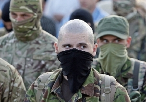 В Москве обеспокоены сосредоточением радикалов у границы с Крымом