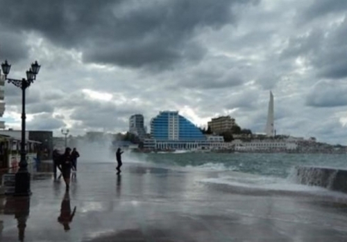 В Севастополе действует штормовое предупреждение – рейд могут закрыть